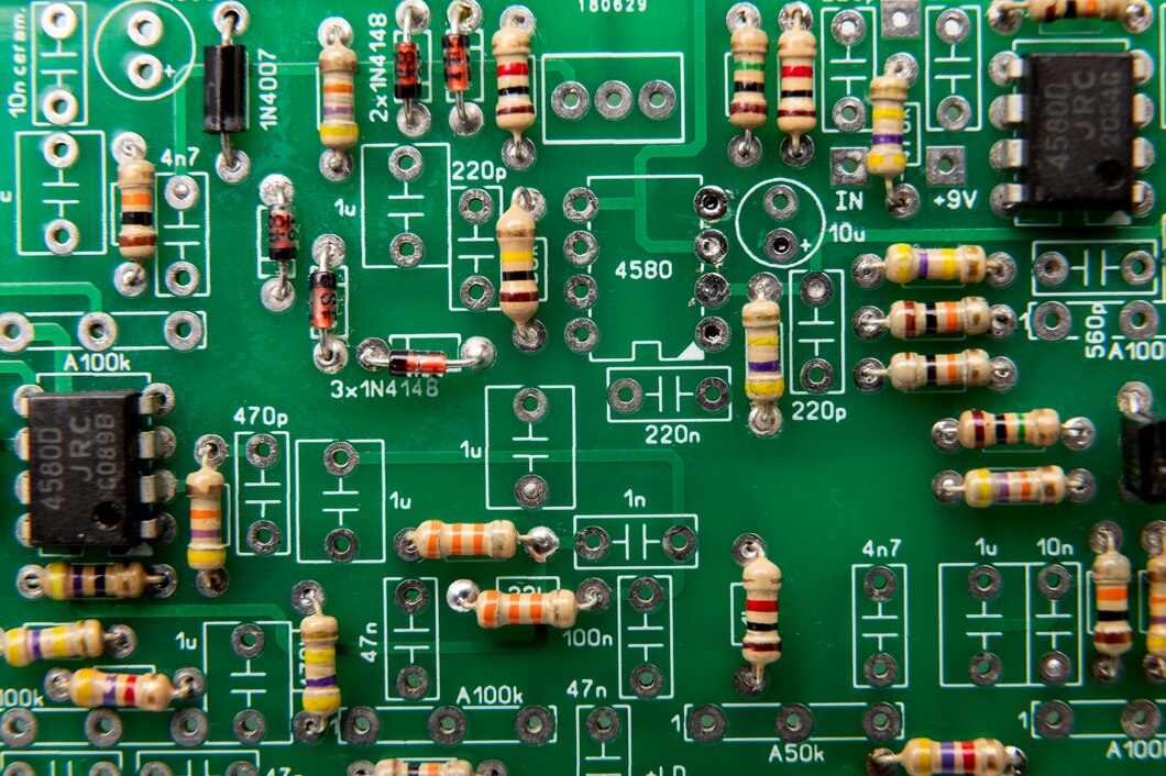Poznawanie i nauka o elektronice – jak zestawy startowe Arduino mogą w tym pomóc?